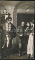 Bajor Gizi (1893-1951) és Pethes Ferenc (1905-1979) színészek előadáson készült fotója, mindkettőjük által aláírt fotólap! 17x10 cm