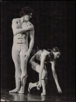 cca 1974 Balettfotók, 3 db vintage fotóművészeti alkotás, kasírozva, 39x29 cm és 39x24 cm között
