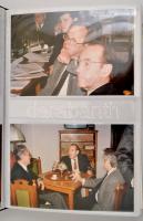 cca 1990 Egy magyar diplomata fotó naplója. Kb 120 db fénykép hivatalos programokról, tárgyalásokról...