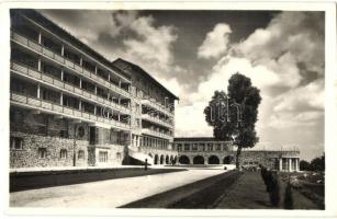 5 db MODERN megíratlan magyar városképes lap (Zebegény, Galyatető, Budapest Margitsziget, Pécs) / 5 ...