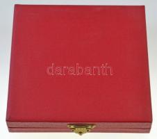 Pataky Béla (1932-) 1979. "Zsanai gázkitörés" kétoldalas Br érem, eredeti tokban (70mm) T:...