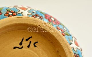 Díszes virágmintás modern perzsa kerámia tálka, kézzel festett, jelzett, hibátlan, d: 11,5 cm