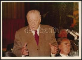 cca 1975-1980 Kádár Jánosról készült 4 db vintage fotó, 13x18 és 18x23 cm