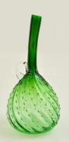 Zöld színű anyagában színezett lopótök váza, bordázott, szakított, matricával jelzett, hibátlan, m: 23 cm