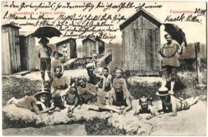 1915 Balatonszemes, Faluszemes; Homokfürdő a Balaton partján, fürdőzők, napozók, kabinok (EK)