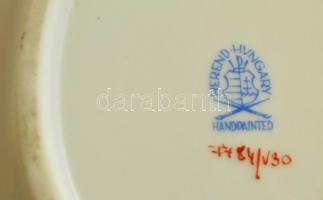 Herendi Viktória mintás hamutálka, kézzel festett, jelzett, kis lepattanással, 11,5×7,5 cm