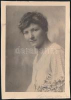 cca 1910-1920 Ifjú hölgy portréja Székely Aladár műterméből, aláírt, jelzett, 15,5x10,5 cm