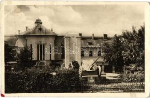 1987 Tornalja, Tornala, Safárikovo; Szovjet műemlék és múzeum / Soviet monument and museum (EB)