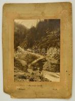 cca 1900 Szurduki szoros, Balassa E. felvétele, kartonra kasírozva, 23x17 cm / Surduc, gorge, photo, 23x17 cm