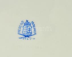 6 db Herendi virágmintás tányér, kézzel festettek, jelzettek (koronás), apró kopásokkal, d: 19 cm