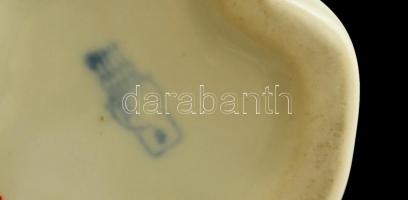 Zsolnay porcelán kislány tejes korsóval, kézzel festett, jelzett, hibátlan, m: 7 cm