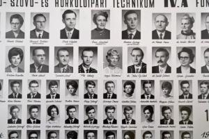 1965-1968 Vegyes tablófotó tétel, 5db: Bolyai János Textiltechnikum, 22x27 cm és 24x30 cm