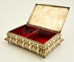 "Bimark" díszes ezüstözött alpakka ékszertartó,jelzett, fa betéttel, 19,5×13×5,5 cm