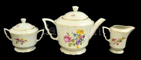 Zsolnay hiányos virágmintás porcelán teás készlet, matricás, jelzett, kopott, az egyik csészén lepat...
