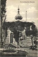 Orsova, Koronakápolna, virágágyásból kialakított korona. Hutterer G. / chapel, crown-shaped flower bed