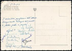 1954 Magyar Úszók által aláírt képeslap Milánóból, hozzá az általuk kapott MIlan zászló. Sebő Ágota....