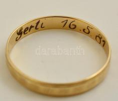 Arany(Au) 8K gyűrű, belsejében gravírozással, jelzett, méret: 68, nettó: 2 g