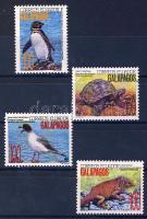 WWF Fauna stamps from a set + same stamps on 4 FDC WWF élővilág bélyegek egy sorból + ugyanazok a bé...