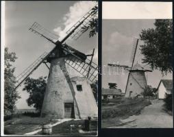 cca 1950 Szélmalmok, 2 db vintage fotó, 14,5x9,5 cm és 18x13 cm / windmills