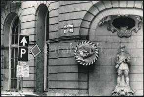 13 db budapesti (vintage) városkép 1938 és 1980 közötti évekből, egy része feliratozott, jelzett, a fotók hosszabbik oldala 24 cm