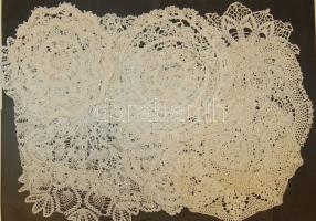 10 db kézzel horgolt különböző nepp alátét