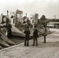 cca 1965 Sinka Antal (?-?) hagyatékából 21 db vintage negatív sokféle témáról, szerzője a velencei A...