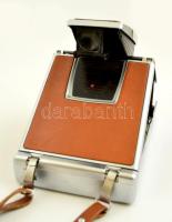 cca 1970 Polaroid SX-70 Alpha 1 fényképezőgép, vállpáttal, jó állapotban / Vintage Polaroid camera, ...