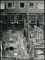 cca 1974 Zsigri Oszkár (1933-?) budapesti fotóművész hagyatékából 3 db jelzés nélküli vintage alkotá...