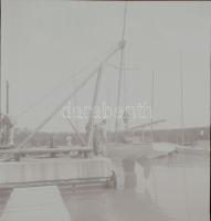 cca 1960 Tiszavölgyi József (1909-?) hagyatékából 13 db vintage negatív különféle témákról, 6x6 cm