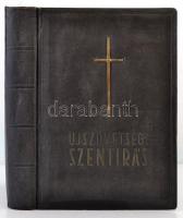 Újszövetségi szentírás. A vulgata szerint. Fordította: Káldi György. Bp., 1950, Szent István-Társulat. Kiadói kissé kopottas egészvászon-kötés, fém rátéttel, szövegközti és lapszéli illusztrációkkal, és széljegyzetekkel, festett lapélekkel.