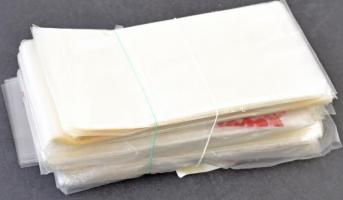 Kb. 1000 db B.O.P.P. nagyobb méretű (17 cm x 10,5 cm) műanyag képeslaptartó tok / Cca. 1000 B.O.P.P. bigger sized (17 cm x 10,5 cm) plastic postcard carrying cases