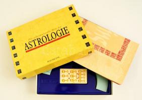 Az asztrológia titokzatos világa c. játék, eredeti dobozában, szép állapotban
