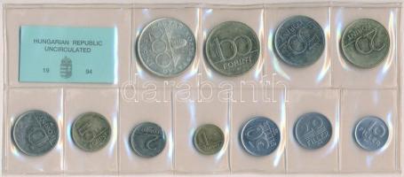 1994. 10f-200Ft (11xklf) érmés forgalmi sor fóliatokban, közte 1994. 200Ft Ag Deák T:1 Adamo FO27