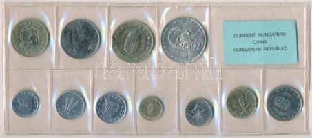 1994. 10f-200Ft (11xklf) érmés forgalmi sor fóliatokban, közte 1994. 200Ft Ag "Deák" T:1
...