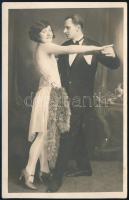 cca 1920-1930 Táncoló pár, fotólap, 14x9 cm