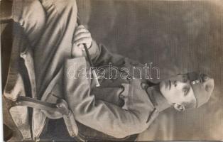 48db képeslap, fotólap, levelezőlap, üdvozlőkártya stb. főleg régi