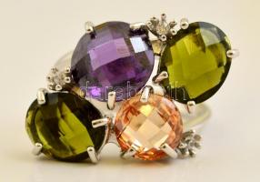 Ezüst(Ag) színes üveg kövekkel díszített gyűrű, jelzett, méret: 55, bruttó: 8 g