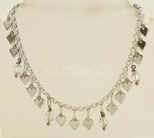 Ezüst(Ag) szíves karkötő, szintetikus gyöngyökkel, jelzett, h: max. 20 cm, bruttó: 8,7 g