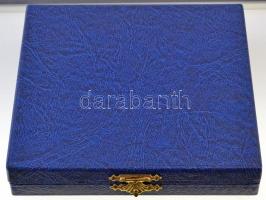 Madarassy Walter (1909-1994) DN "Budapesti Állatorvostudományi Egyetem" öntött Br emlékére...