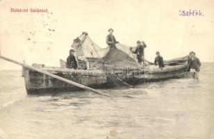 Balatoni halászat, háló kivetése. Divald Károly 1061-1907.