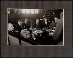 Politikusok találkozása (Dinnyés Lajos, Sík Endre, Dimitrov, stb.), kartonra ragasztott fotó, 17x12 és 15x24 cm