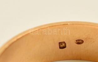 Arany (Au.) 14 k gyűrű, vésett mintával díszített, jelzett, méret: 60, nettó: 5,6 g