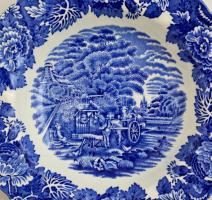 Eit levonóképes süteményes tányér ( 4db) egyiken lepattanás és egy mélytányér, d:19,5 cm, d:22 cm