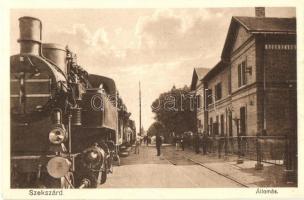 Szekszárd, Vasútállomás, gőzmozdony. Schlesinger Gyula kiadása