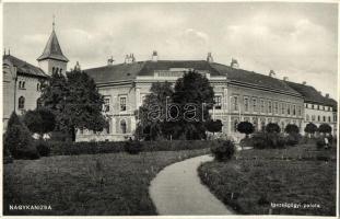 Nagykanizsa, Igazságügyi palota (vágott / cut)