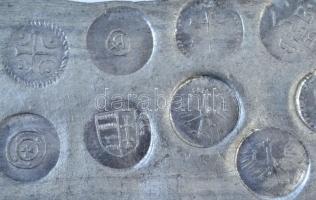 Ritka pénzek modern lecsapatai, hat darab fémlemezen