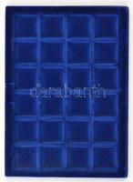 4db éremtartó tálca egyenként 24 férőhellyel, mind használt, de nagyon szép állapotban