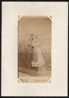 cca 1890 Blaha Lujza (1850-1926) színésznő Strelisky műtermében készült keményhátú fotója 11x22 cm