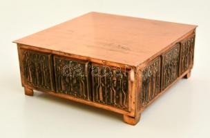 Iparművészeti Vállalatos réz doboz, 18×18 cm
