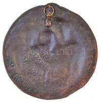 Olaszország DN "Madonna" Cu emlékplakett, hátodalán akasztóval (~100mm) T:2
Italy ND &quo...